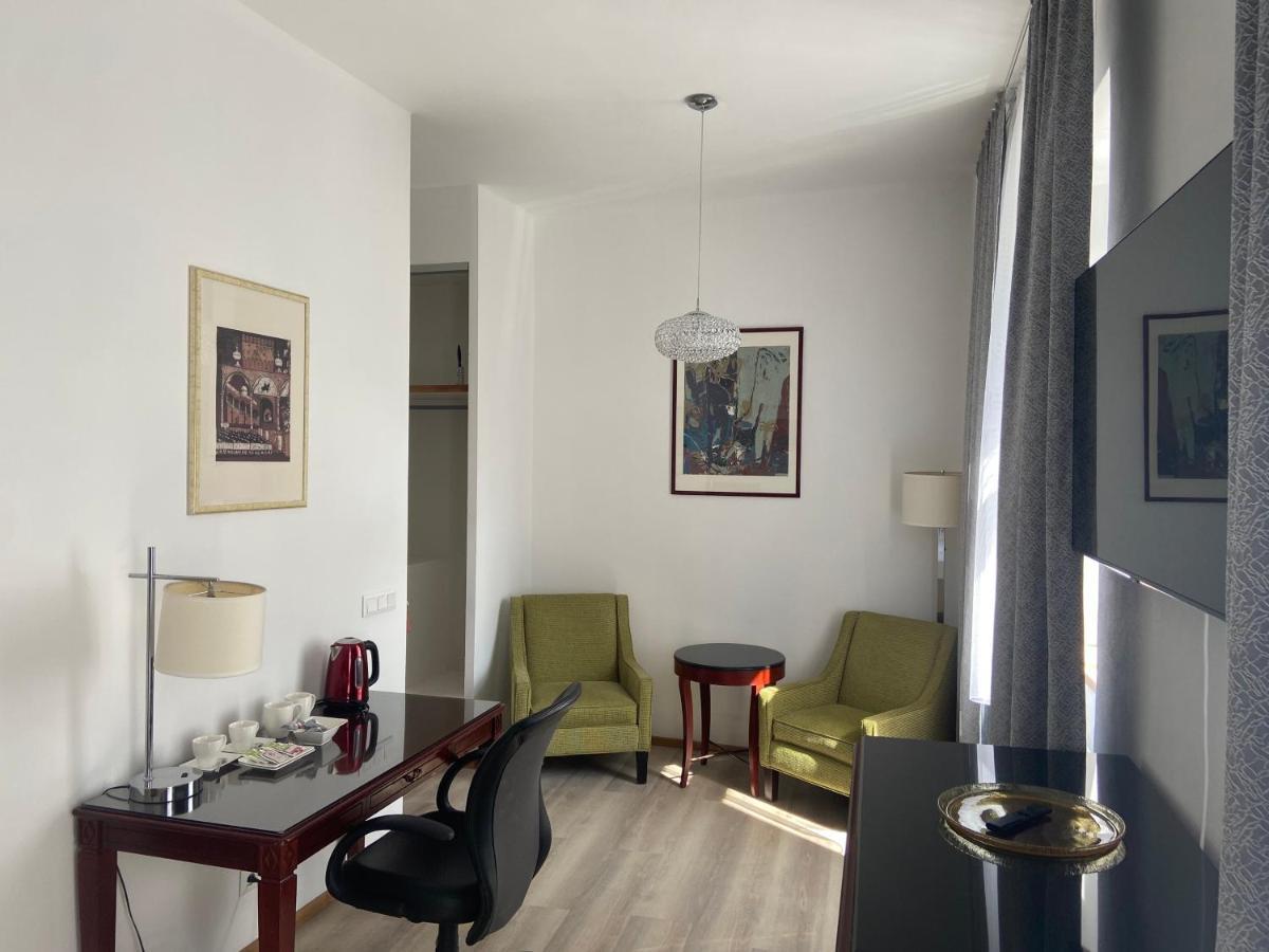 Aparthotel Slezak Litomyšl Esterno foto