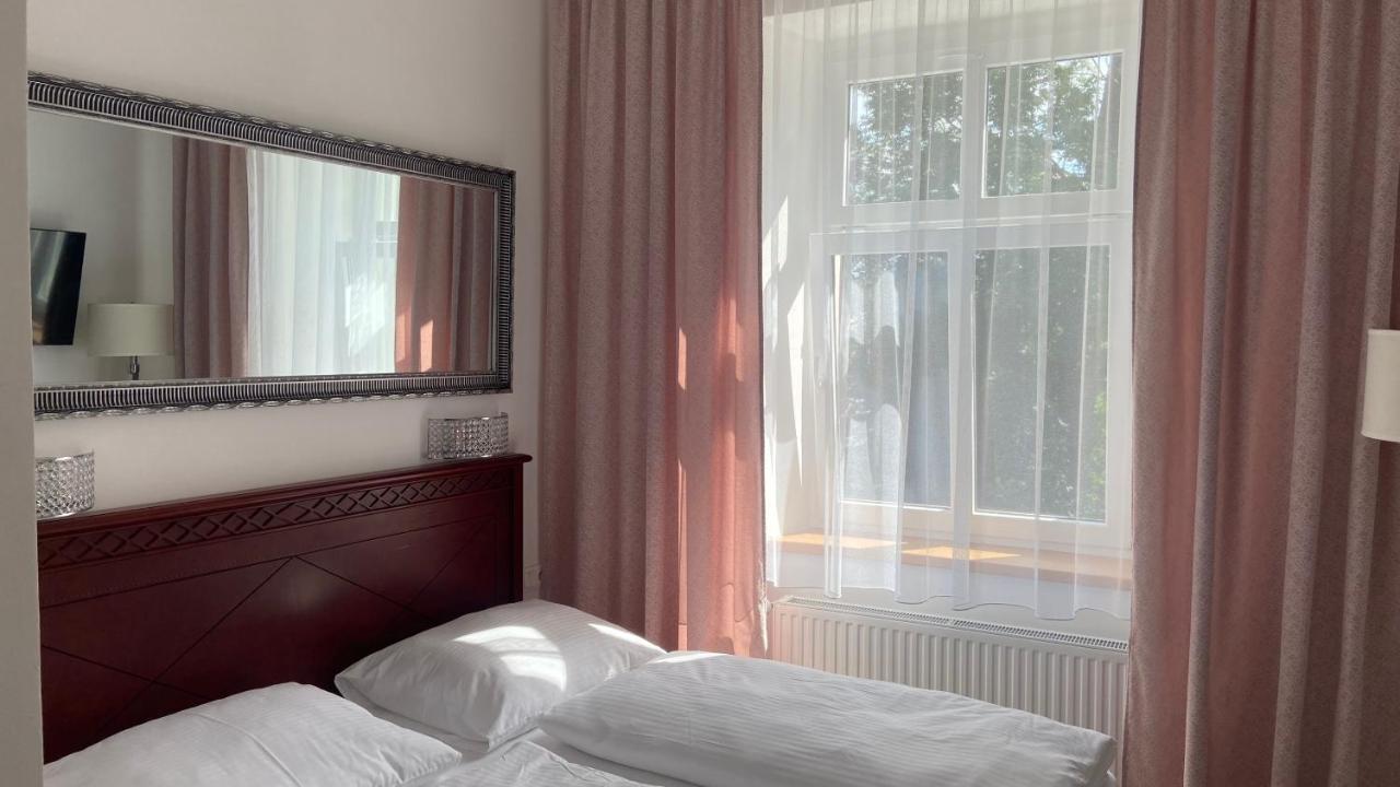 Aparthotel Slezak Litomyšl Esterno foto